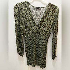 Green with brown leopard details long sleeve dress